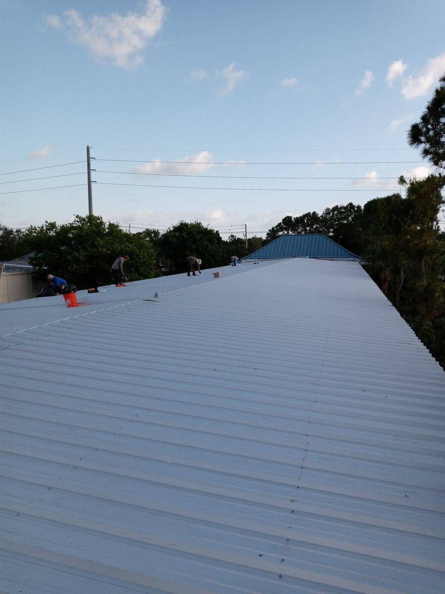 Completed commercial metal roof, Goodyear Building Jupiter — Bell Engineering & Construction