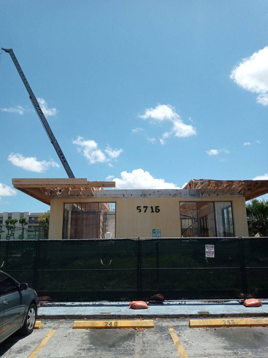 Flying trusses set on the Clubhouse Roof — Bell Engineering & Construction, Palm Beach County